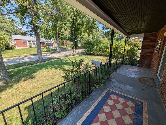 2nd image of 8638 Henrietta Ave