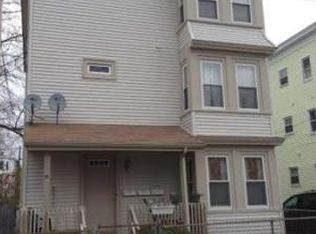 89 Eutaw Ave, Lynn, MA 01902