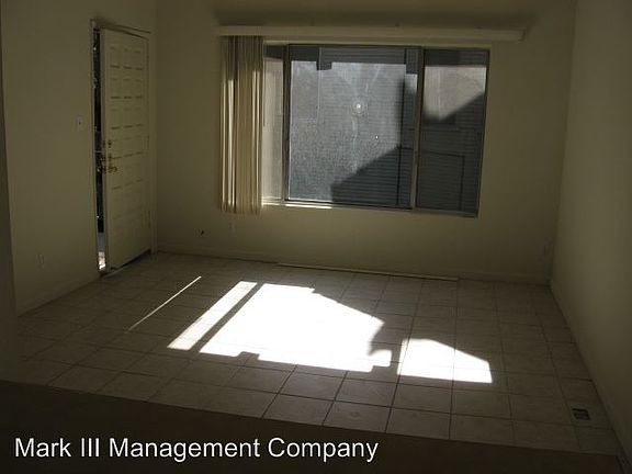 5th image of 1710 G St APT 2