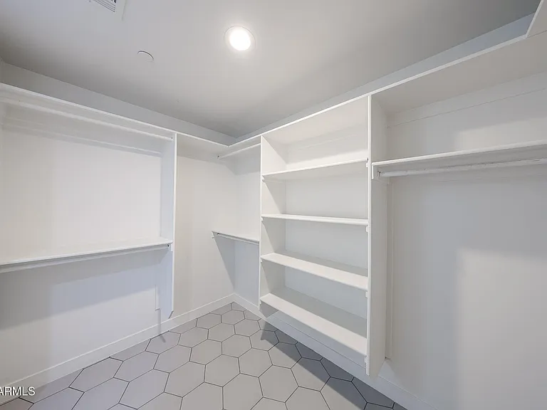 2651 N 71st Pl — Photo 34