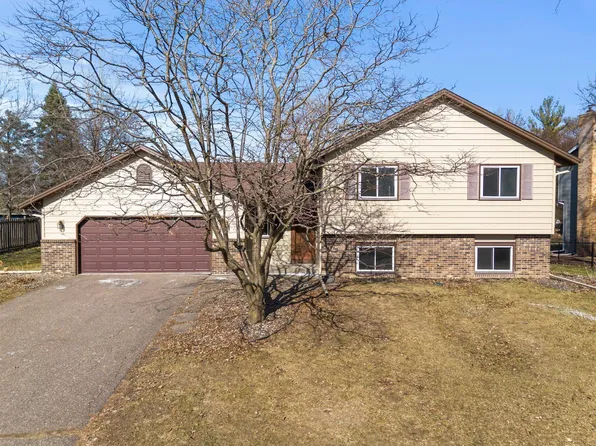14510 Wellington Rd, Wayzata, MN 55391