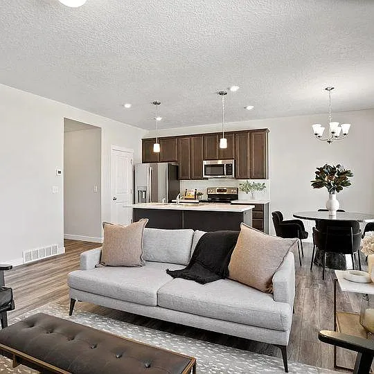 2496 W Townhouse Dr — Photo 4