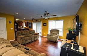 3rd image of 10 Kimberly Ann Ct