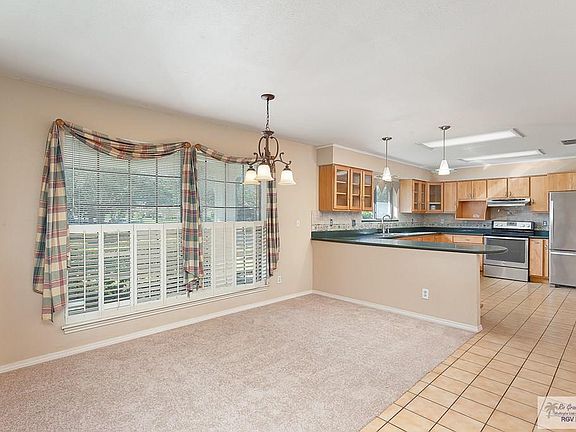 4th image of 1517 Plantation Dr