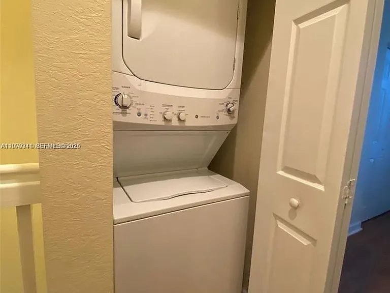 8987 W 35th Ave #8987 — Photo 13