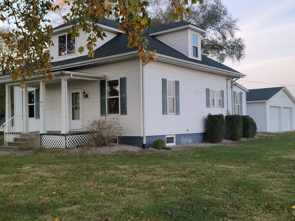 1st image of 17 N 13th St