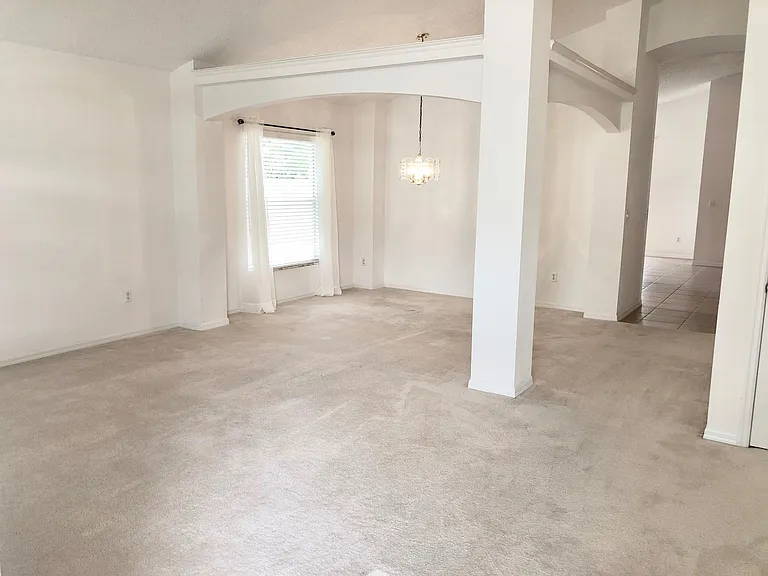 647 Bridge Creek Blvd — Photo 3