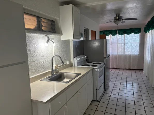 94-810 Kumukula St #1, Waipahu, HI 96797