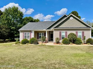 2011 Della Ln, Greenville, NC 27858