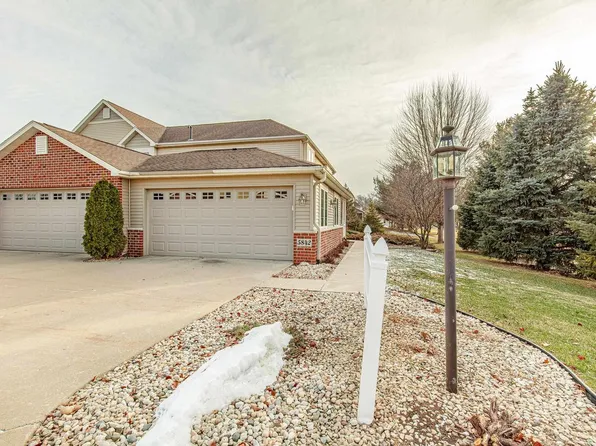 5842 HOLSCHER Road, Mcfarland, WI 53558