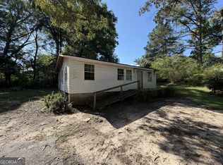 191 Merritt Cir, Dallas, GA 30132