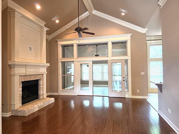 5th image of 42 Manzanares Dr