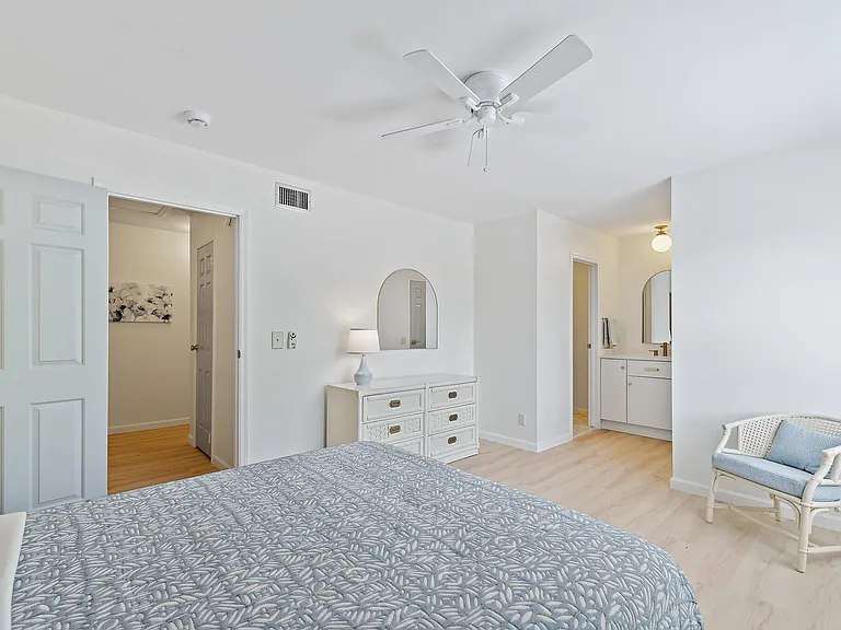 11830 Brier Patch Ct — Photo 18