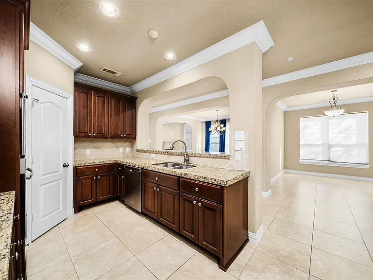 13403 Preston Cliff Ct — Photo 4