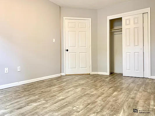 Rented by Batra Group Inc | media 5