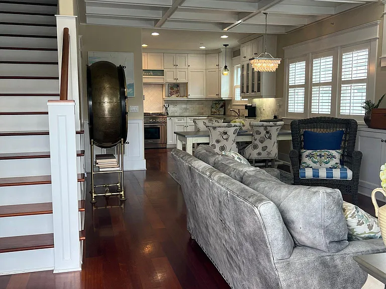 432 D Ave — Photo 22