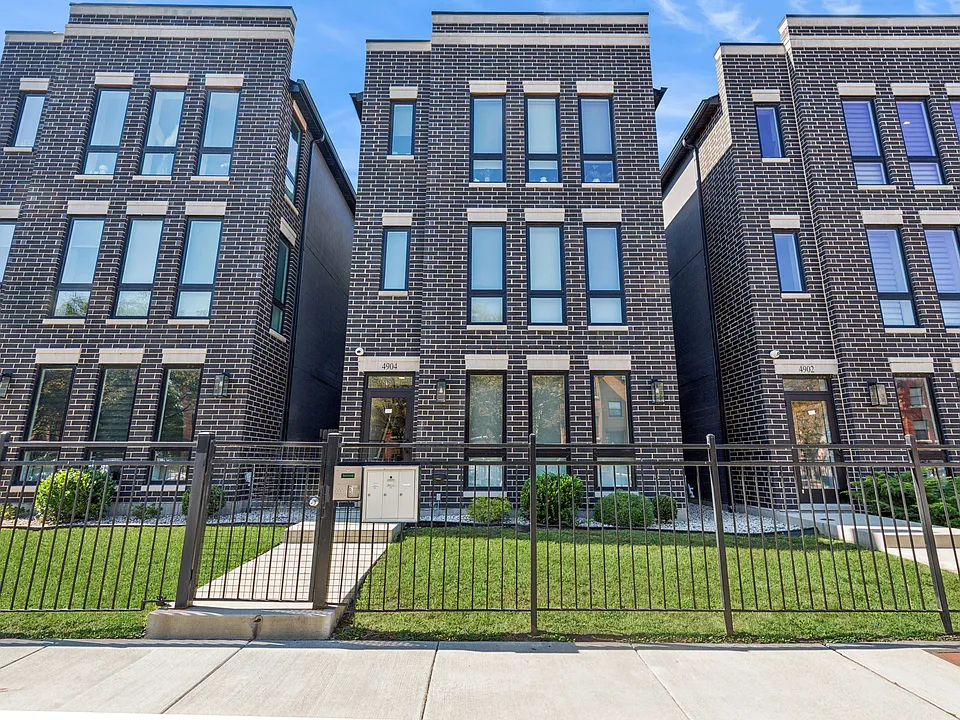 4904 S Saint Lawrence Ave #1