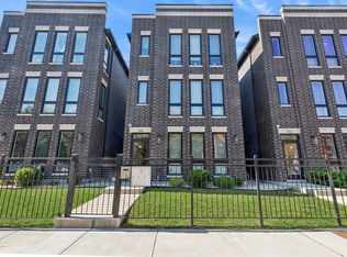 4904 S Saint Lawrence Ave #2, Chicago, IL 60615