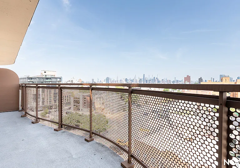 828 Metropolitan Ave #6L — Photo 2