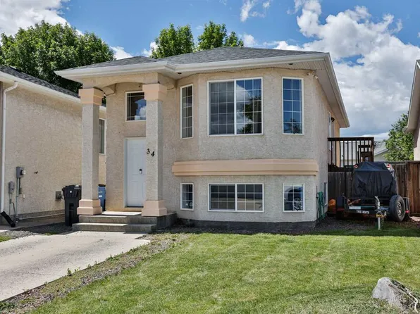 34 NE Chilcotin Way W, Lethbridge, AB T1K 7L7