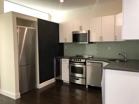 Rented by Dallien Realty Limited Liability Company | media 25