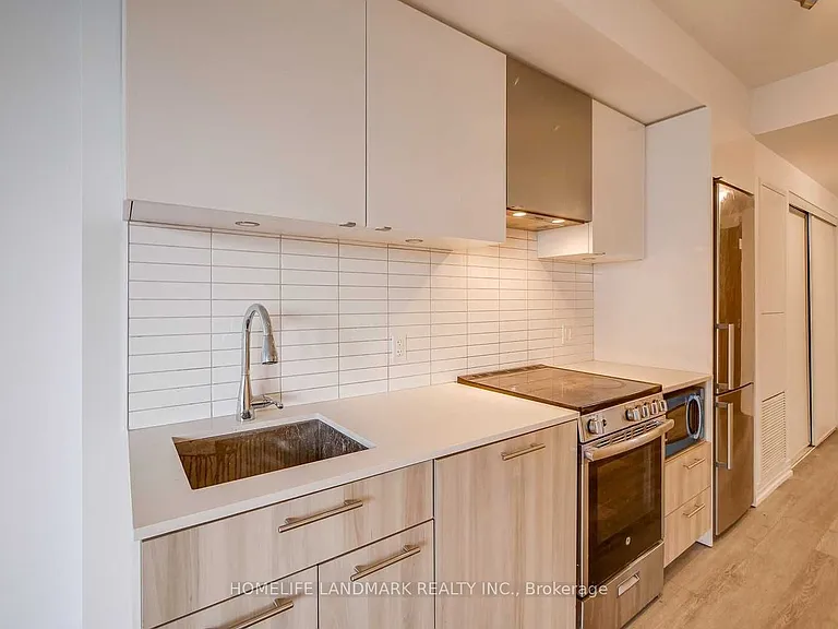 251 Jarvis St #739 — Photo 15