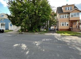 569 Stuyvesant Ave, Irvington, NJ 07111