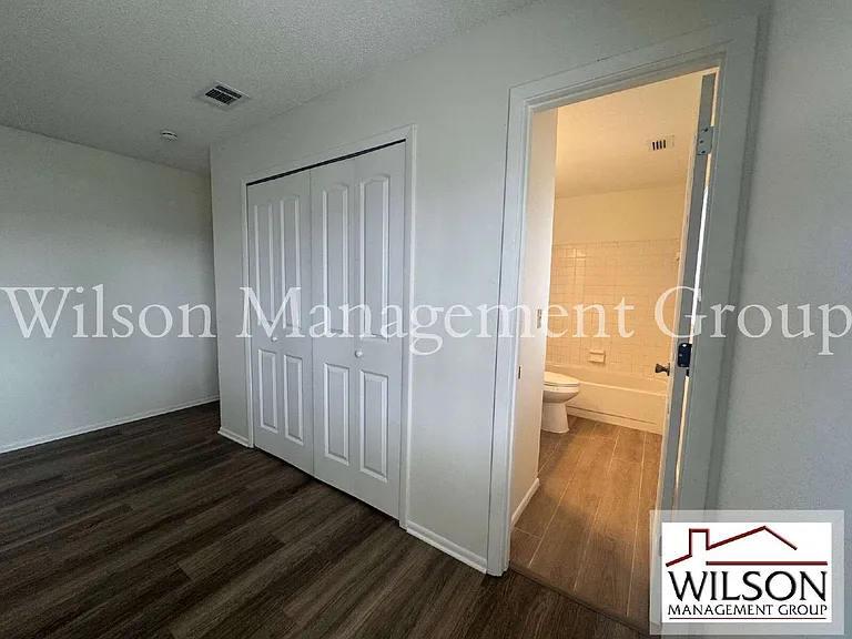 1013 Arizona Ct — Photo 20