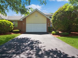 7649 Thistlewood Ln, Frankfort, IL 60423