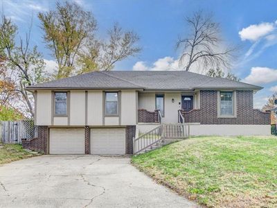 1008 SW 23rd St, Blue Springs, MO, 64015