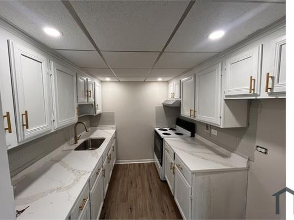 7855 S Kedzie Ave APT 2G