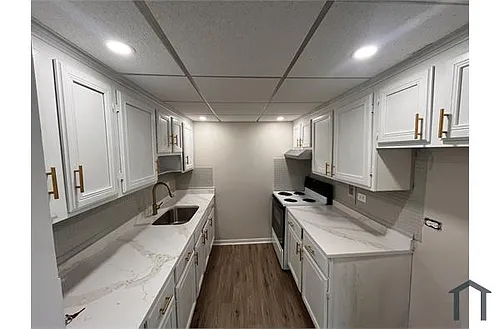7855 S Kedzie Ave #2G Photo 1