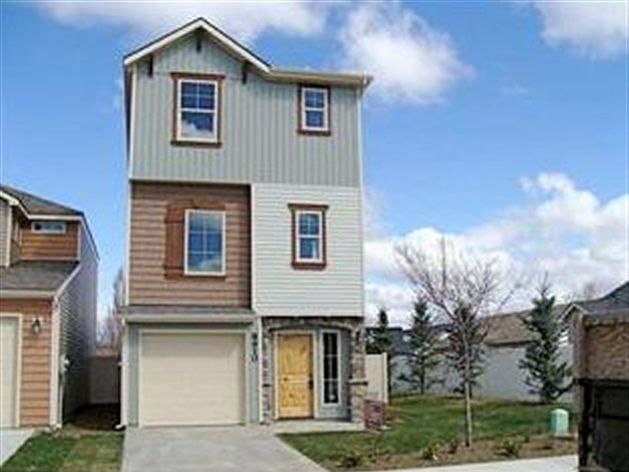 1st image of 542 Pine Island Ln