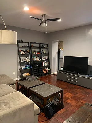 Rented by Bond New York | media 33