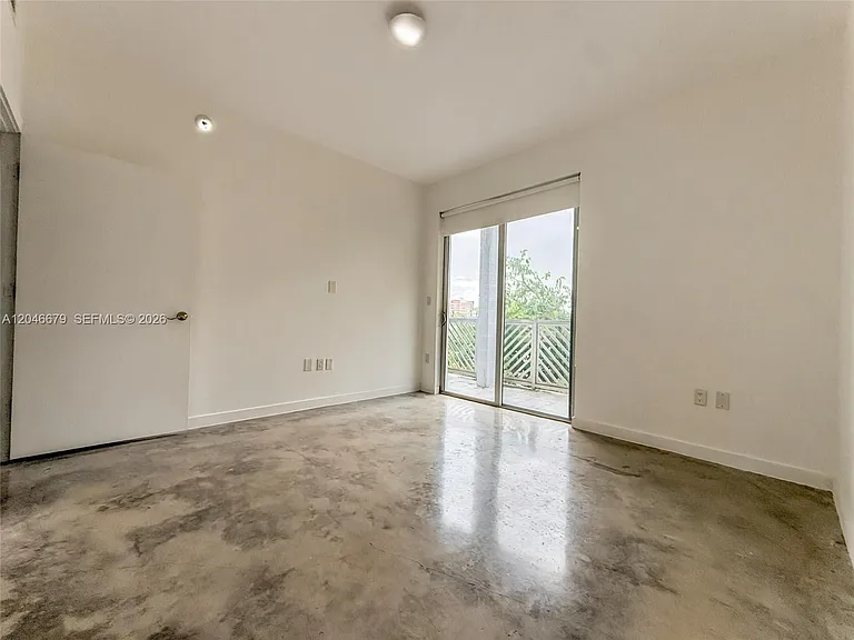 761 NW 1st St #302 — Photo 13