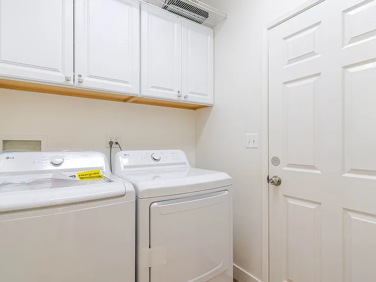 5059 Keston Dr — Photo 14