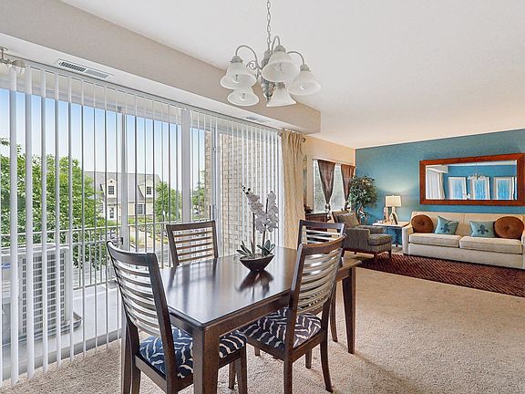 2nd image of 5635 Regency Park Ct #3832-103