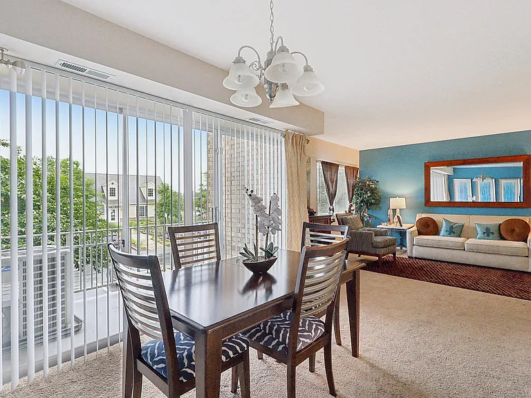 Andrews Ridge Apartments — Photo 2