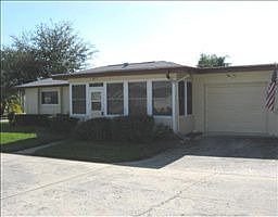 5th image of 1115 Queen Anne Dr #B