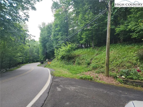 218 Lake Road, Beech Mountain, NC 28604