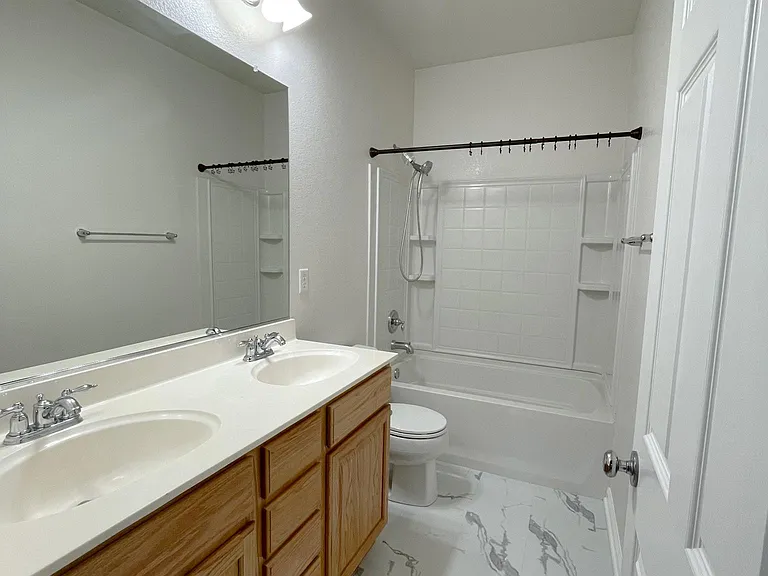 11837 Windham Way — Photo 11