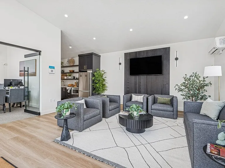 Riverwalk Townhomes — Photo 20