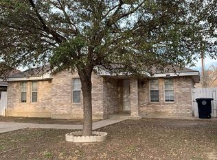 1472 Timber Valley Dr, Eagle Pass, TX 78852