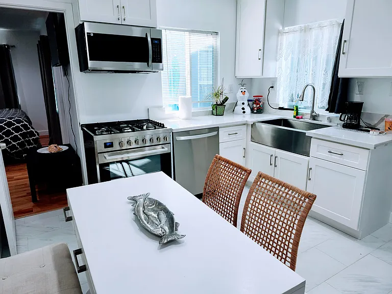 2421 Ruhland Ave #A — Photo 23