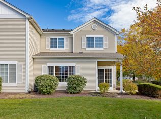 169 Braxton Ln, Aurora, IL 60504