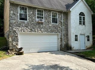 2644 Grandin Rd SW, Roanoke, VA 24015