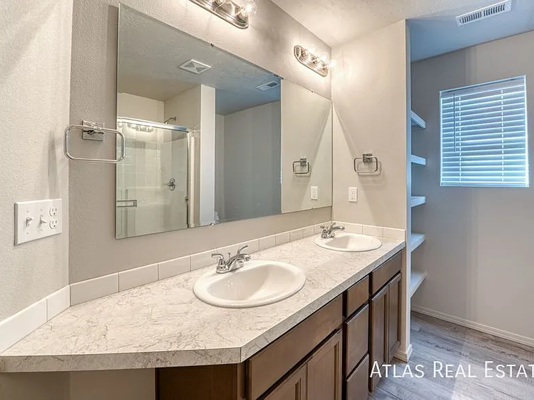 12713 Lignite Dr — Photo 15