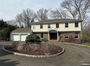 45 Hickory Ln, Closter, NJ 07624