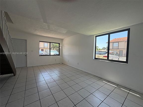 4th image of 4106 W 11th Ct #66