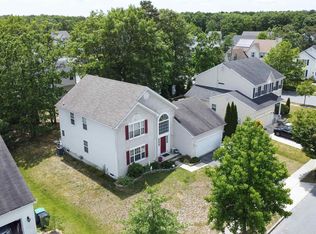 203 Branch Hill Dr, Egg Harbor Township, NJ 08234